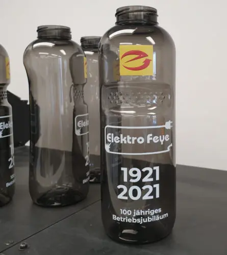 Bedruckte Tritan Trinkflasche in schwarz